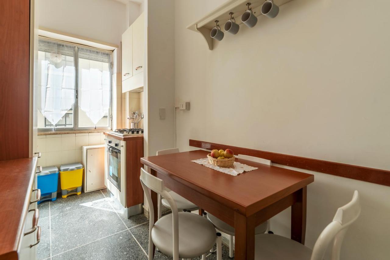 Angelini'S Cozy Flat Lägenhet Rom Exteriör bild